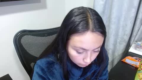 Holly online show from 16, 10, 2025