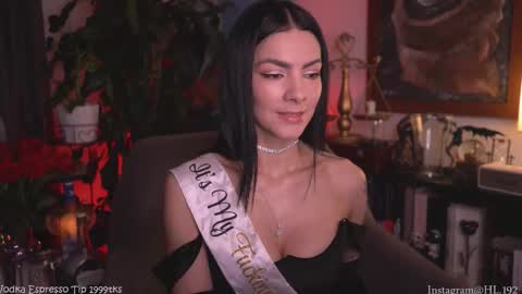 Holly Linder online show from 18, 10, 2025