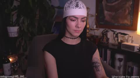 Holly Linder online show from 7, 3, 2026