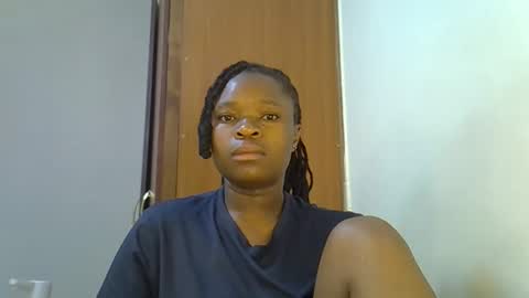 holy_ebony online show from 18, 5, 2026