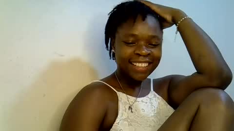 Snapshot of holy_ebony chatting on 15, 6, 2026 holy_ebony online show from 15, 6, 2026