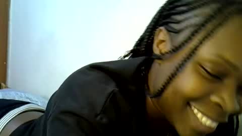 Snapshot of holy_ebony chatting on 5, 7, 2026 holy_ebony online show from 5, 7, 2026