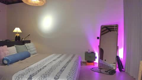 Kira Purrr online show from 16, 5, 2026