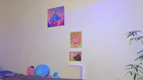 Snapshot of holy_taby_ chatting on 27, 5, 2026 online show from 27, 5, 2026