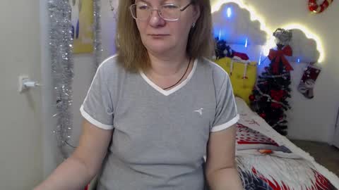 holymilfa online show from 8, 12, 2024