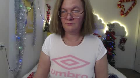 holymilfa online show from 22, 12, 2024