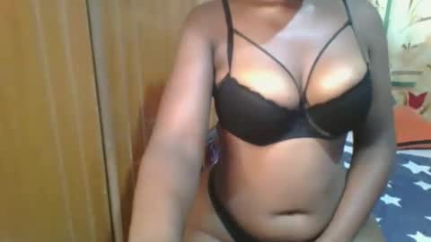 Snapshot of honey_beb chatting on 23, 2, 2025 honey_beb online show from 23, 2, 2025