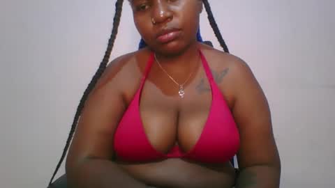 Snapshot of honey_beb chatting on 5, 11, 2025 honey_beb online show from 5, 11, 2025