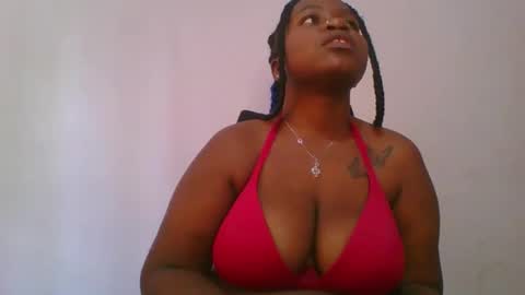 Snapshot of honey_beb chatting on 12, 11, 2025 honey_beb online show from 12, 11, 2025