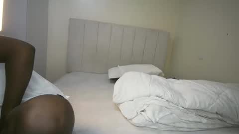 honey drop online show from 1, 3, 2026