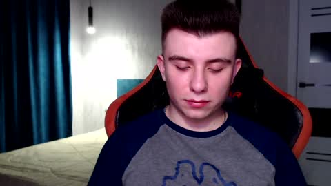 Snapshot of honey_furry chatting on 13, 12, 2024 Wolfy online show from 13, 12, 2024