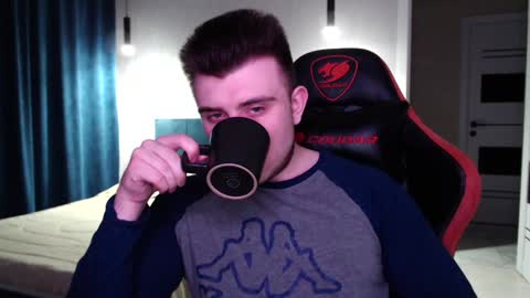 Snapshot of honey_furry chatting on 22, 12, 2024 Wolfy online show from 22, 12, 2024