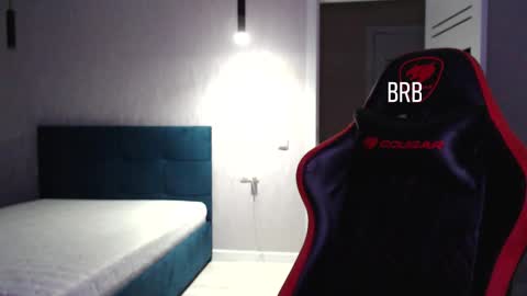 Snapshot of honey_furry chatting on 11, 3, 2025 Wolfy online show from 11, 3, 2025