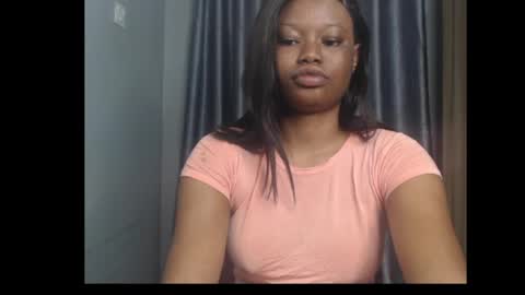 Snapshot of honey_juicydoll chatting on 15, 7, 2026 Sonia online show from 15, 7, 2026
