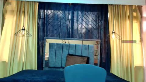 Snapshot of honey_love__ chatting on 6, 10, 2025 Honey Love online show from 6, 10, 2025