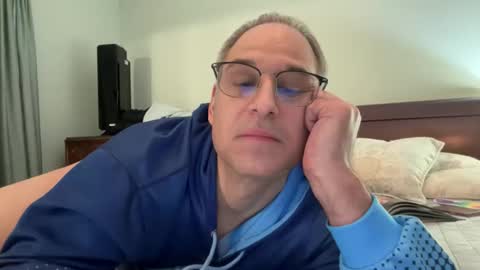 honey_man14 online show from 22, 12, 2025