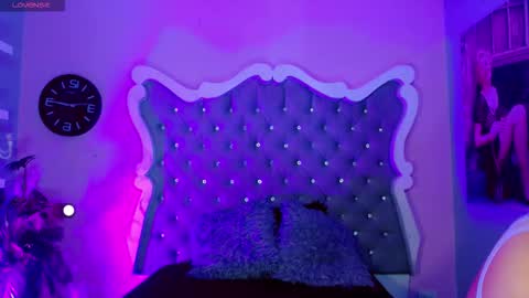 Snapshot of honey_moontsts chatting on 4, 3, 2026 honey_moontsts online show from 4, 3, 2026