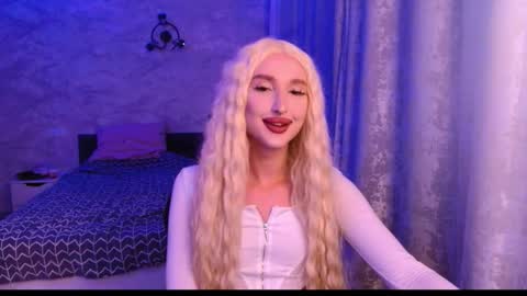 honey_sunset online show from 22, 9, 2025