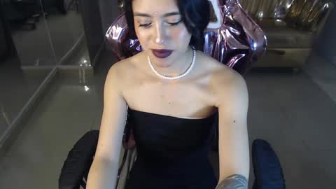 HONEY  online show from 12, 2, 2025