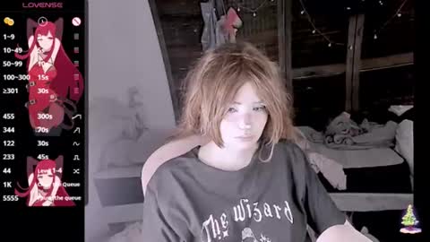 Honey Apple Alaska online show from 15, 12, 2025