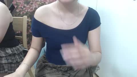 Snapshot of honeybaby2k chatting on 22, 10, 2025 honeybaby2k online show from 22, 10, 2025