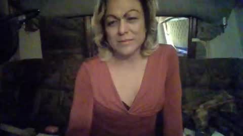 honeybfly99 online show from 15, 2, 2025