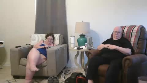 Honey online show from 26, 2, 2025