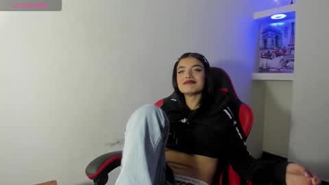 HONEY LUXE online show from 27, 3, 2026