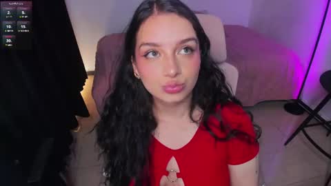 Snapshot of honeymoontea chatting on 26, 7, 2026 online show from 26, 7, 2026
