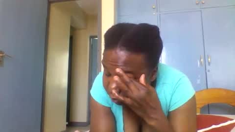 Honeymuny online show from 6, 11, 2025