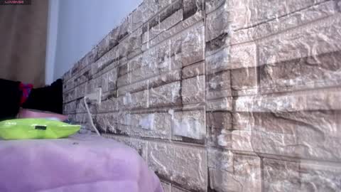 Victoria online show from 5, 4, 2026