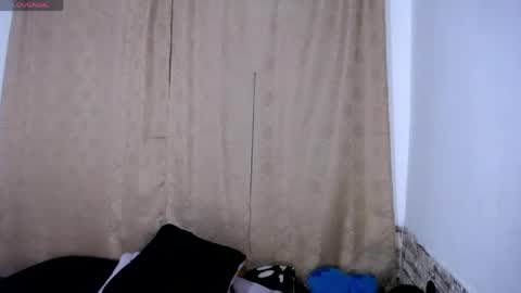 Snapshot of honeypussy3021 chatting on 19, 4, 2026 Victoria online show from 19, 4, 2026