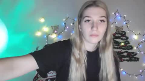 honeyveil online show from 21, 12, 2025