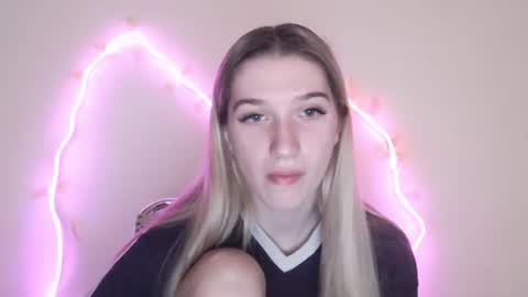 honeyveil online show from 10, 7, 2026
