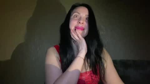 Snapshot of honeyvibe26 chatting on 19, 5, 2026 honeyvibe26 online show from 19, 5, 2026