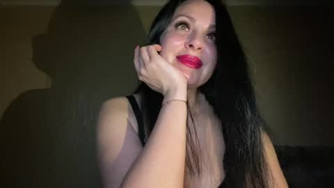 Snapshot of honeyvibe26 chatting on 22, 5, 2026 honeyvibe26 online show from 22, 5, 2026