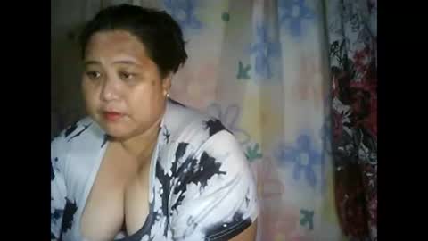 Snapshot of honeyvonz chatting on 4, 2, 2026 Merry online show from 4, 2, 2026