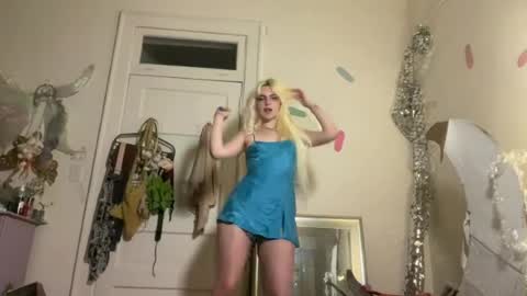 Snapshot of honeyxlimbed chatting on 7, 7, 2026 Emi Rose online show from 7, 7, 2026