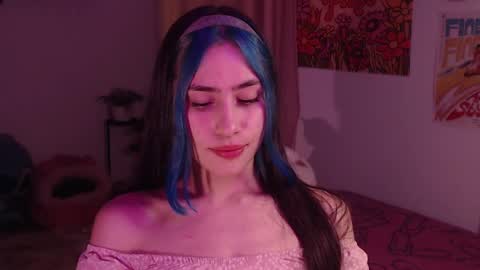    online show from 4, 12, 2024