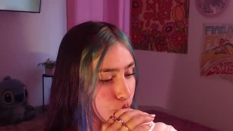    online show from 11, 12, 2024