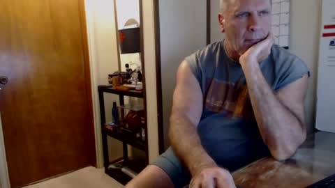 Snapshot of hoosierdadddy4u chatting on 12, 7, 2026 Jayson online show from 12, 7, 2026