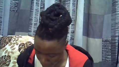 Leila online show from 8, 4, 2026