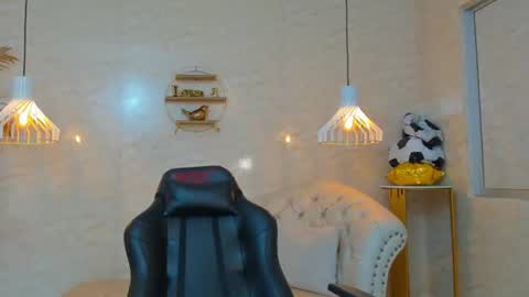 Horny Curls  online show from 4, 7, 2026