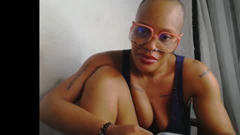 horny_ebonygirl_ online show from 23, 2, 2026