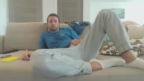 Snapshot of horny_jay86 chatting on 18, 9, 2025 horny_jay86 online show from 18, 9, 2025