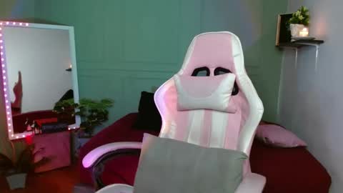 onlyTiffany I broke up with  frank 10 days ago online show from 25, 12, 2024