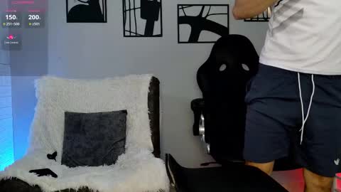 Snapshot of horny_roomies69 chatting on 2, 3, 2026 horny_roomies69 online show from 2, 3, 2026