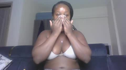Snapshot of horny_sexxy_babe chatting on 29, 6, 2026 Lucy online show from 29, 6, 2026