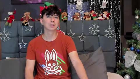 Snapshot of horny_twinks_guys chatting on 23, 12, 2024 Alex and Camilo online show from 23, 12, 2024