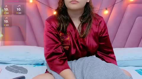 Khloe  online show from 23, 10, 2025